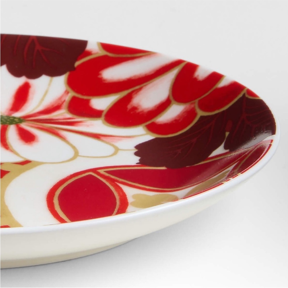 New! Crate&Barrel Red and White Floral Plate 6”